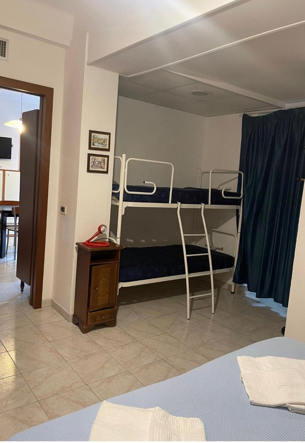 Casavacanze Internazionale Diano Marina Zewnętrze zdjęcie
